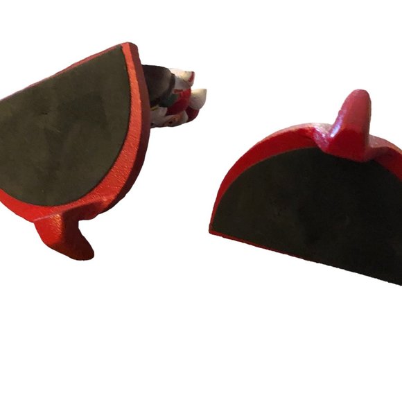 Vtg Pair of Cast Iron Santa Stocking Holders. Hand painted. Made in Taiwan. - Picture 3 of 5